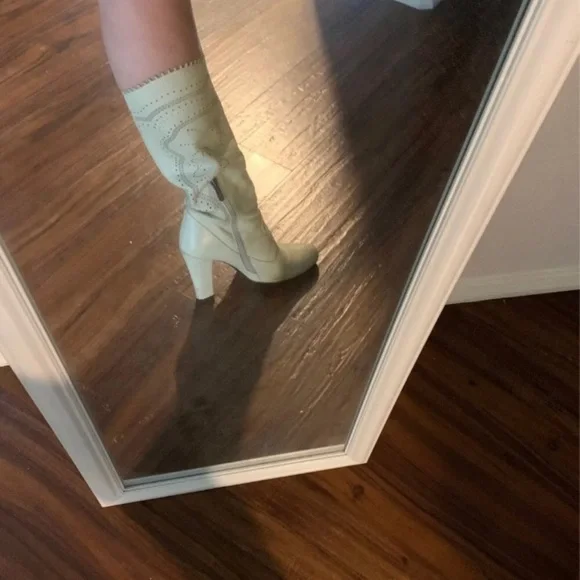 Basconi Italy Leather  Boots - Picture 9 of 12